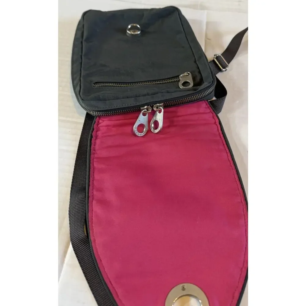 Baggallini Gray Quilted Twistlock Logo Pockets Lined Organizer CrossBody